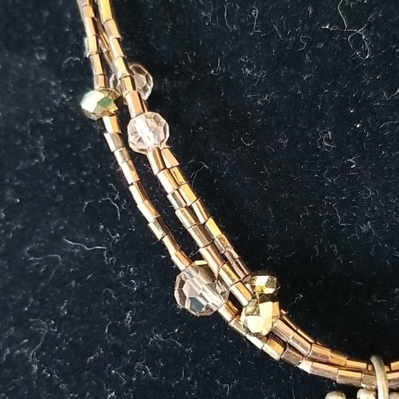 📿COOKIE LEE 3-STRAND NECKLACE & BRACELETS - Picture 3 of 8